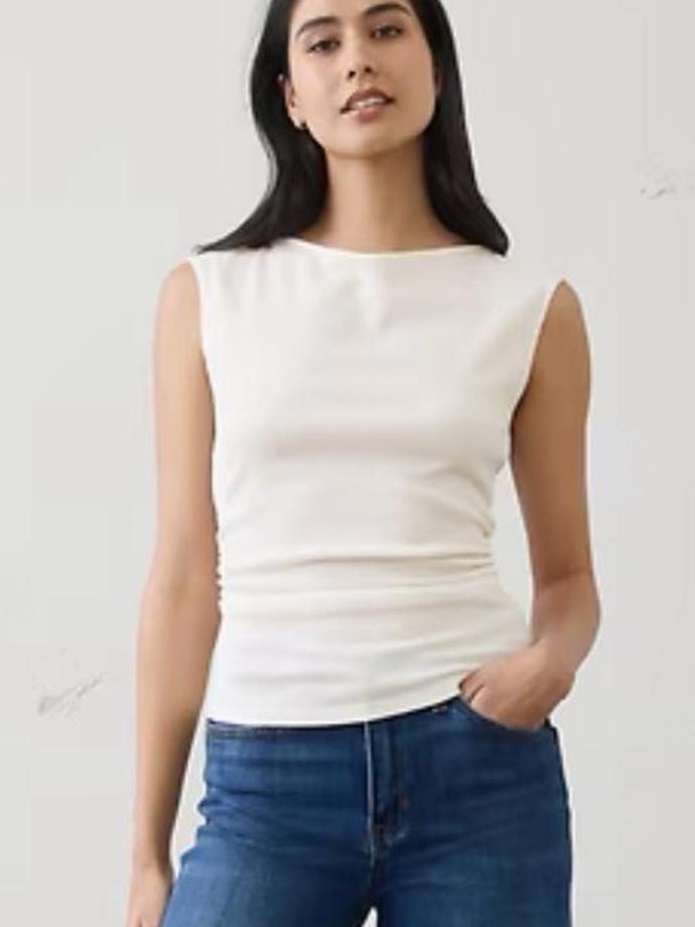 Banana Republic Cream Sleeveless Boatneck Tank Top
